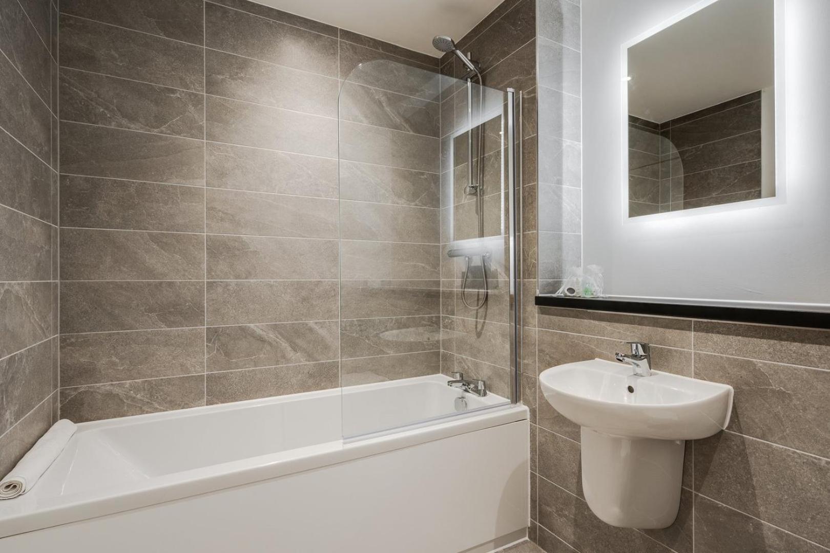 Guestready - Urban Refuge In Vauxhall, No Wifi Liverpool Buitenkant foto