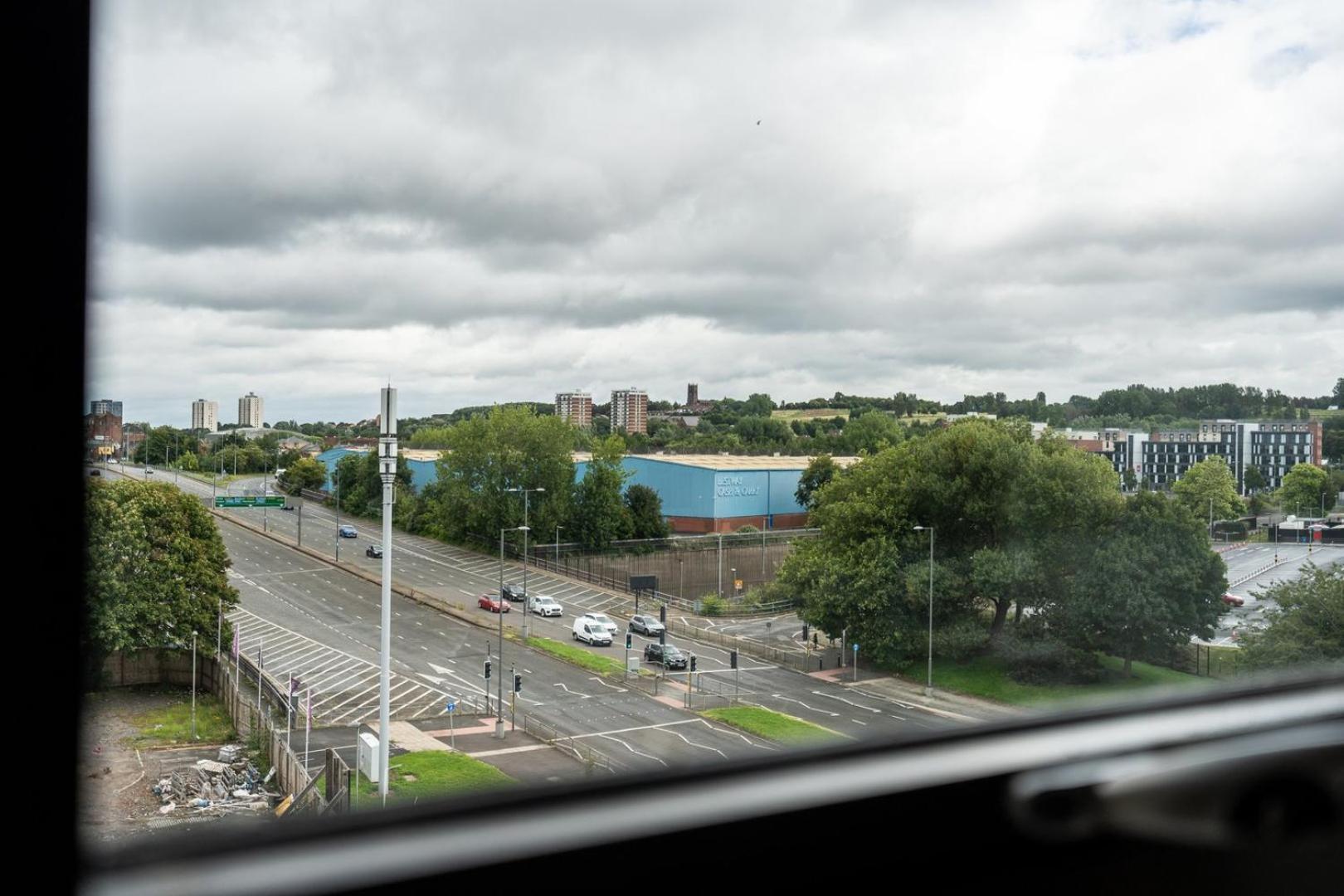 Guestready - Urban Refuge In Vauxhall, No Wifi Liverpool Buitenkant foto